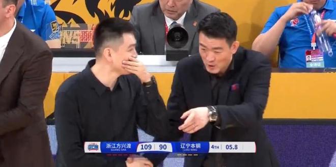 鸣还有两招后手破解包夹可学刘维伟CCTV5直播广厦VS辽宁G2杨(图3)