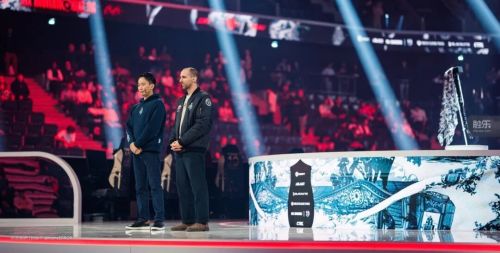 的游戏决定让电竞先走一步一款被中国玩家等了10年(图4)